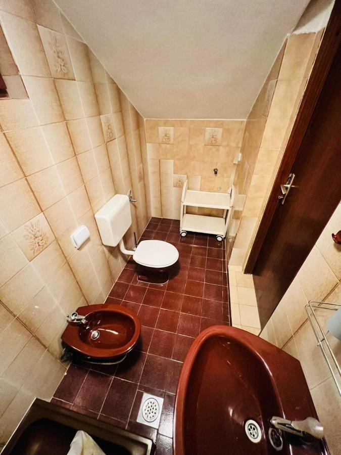 Sea Breeze Apartments With Private Beach And Boat Anchorage Стара-Новаля Экстерьер фото