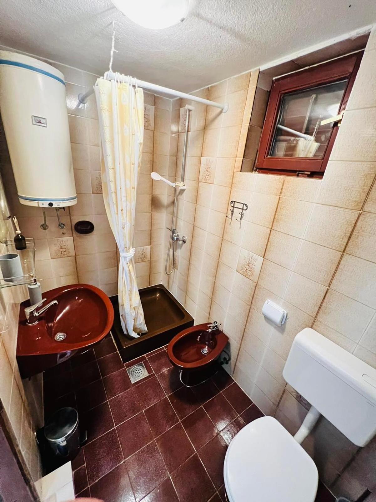 Sea Breeze Apartments With Private Beach And Boat Anchorage Стара-Новаля Номер фото