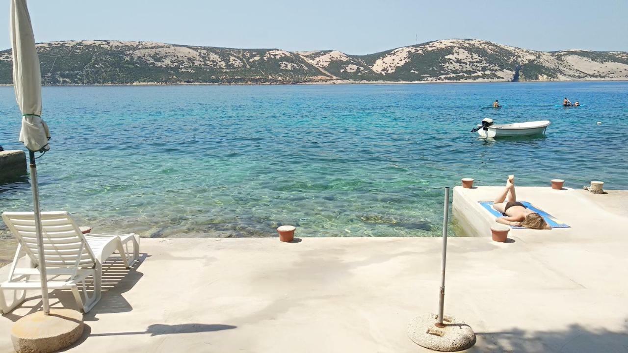 Sea Breeze Apartments With Private Beach And Boat Anchorage Стара-Новаля Экстерьер фото
